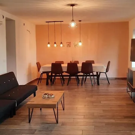 Family Friendly House With A Swimming Pool Vardica, - 21452 Nyaraló *