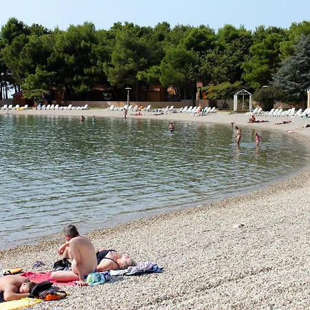 Family Friendly House With A Swimming Pool Vardica, - 21452 Nyaraló