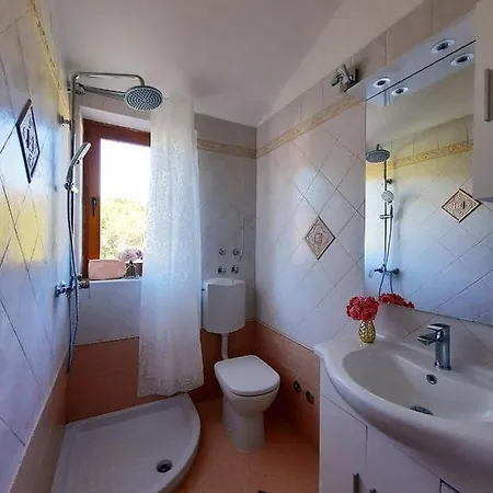 بيت للعطل Family Friendly House With A Swimming Pool Vardica, - 21452